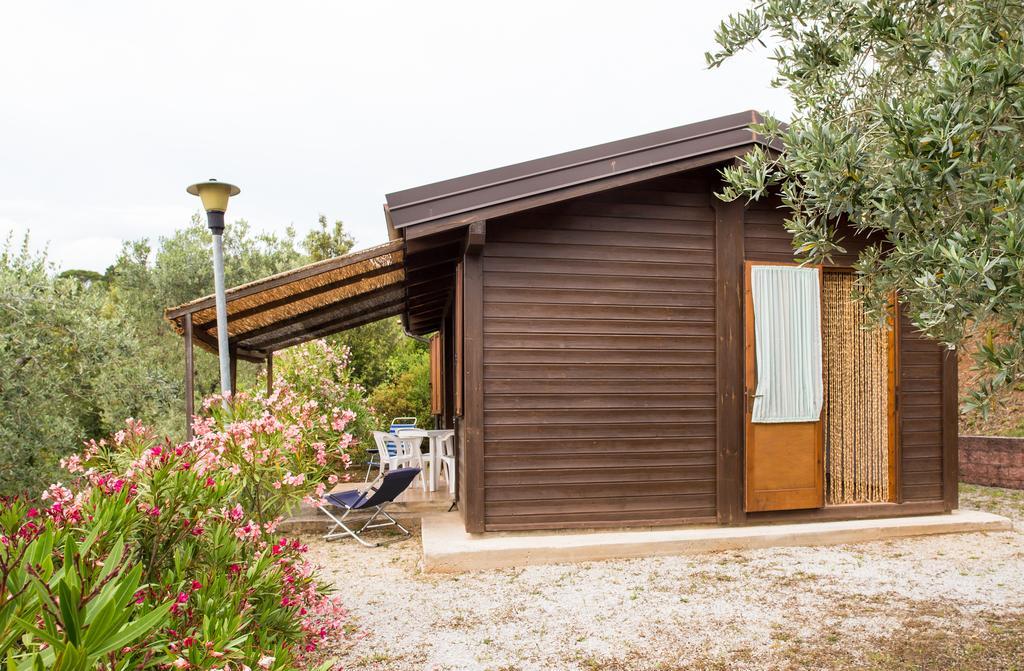 Blucamp Hotel Campiglia Marittima Exterior foto